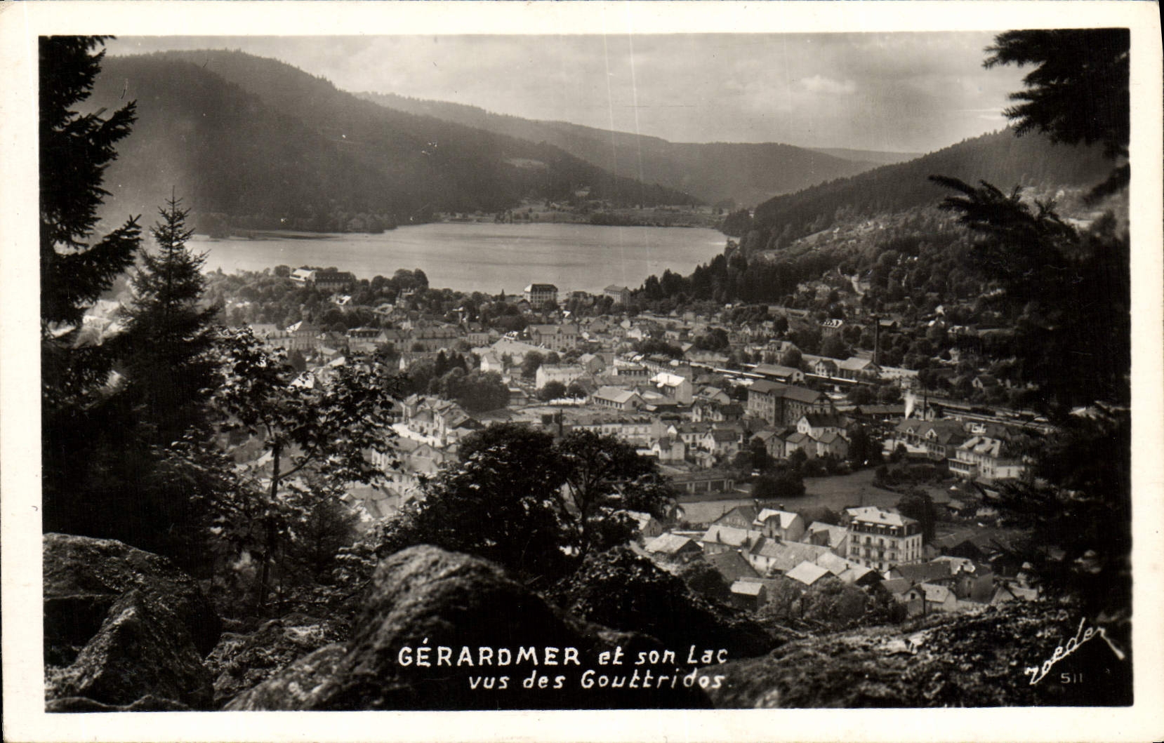 CPA Gerardmer et son Lac Vus des Gouttrides