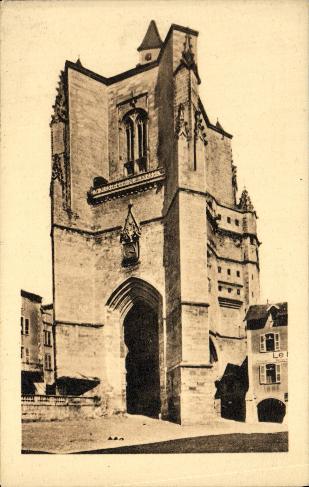 VINTAGE POSTCARD Villefranche de Rouergue Bell-tower of Notre Dame