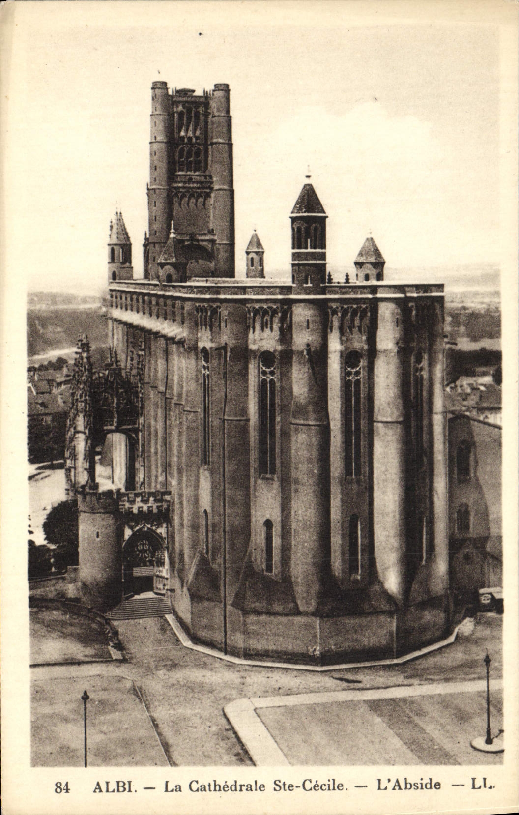 POSTAL Albi de la VENDIMIA la catedral co. Cecile el Apse