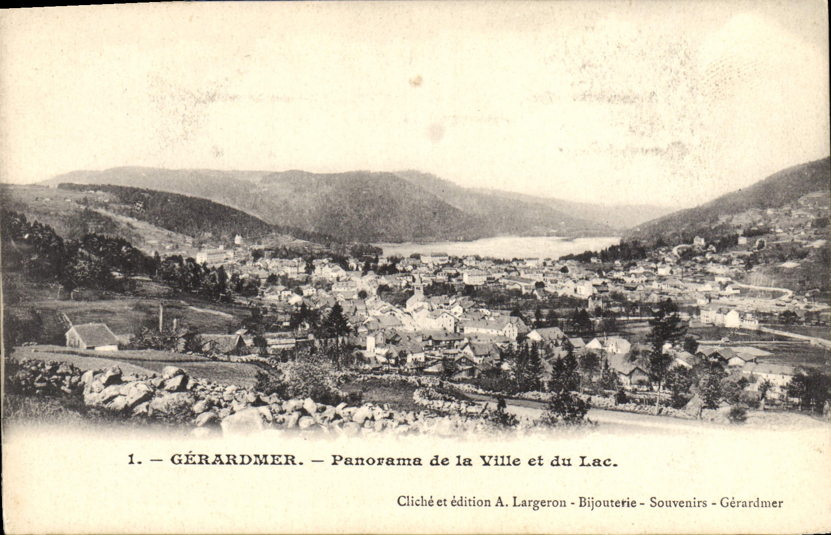 VINTAGE POSTCARD Gerardmer Panorama of the City and the Lake