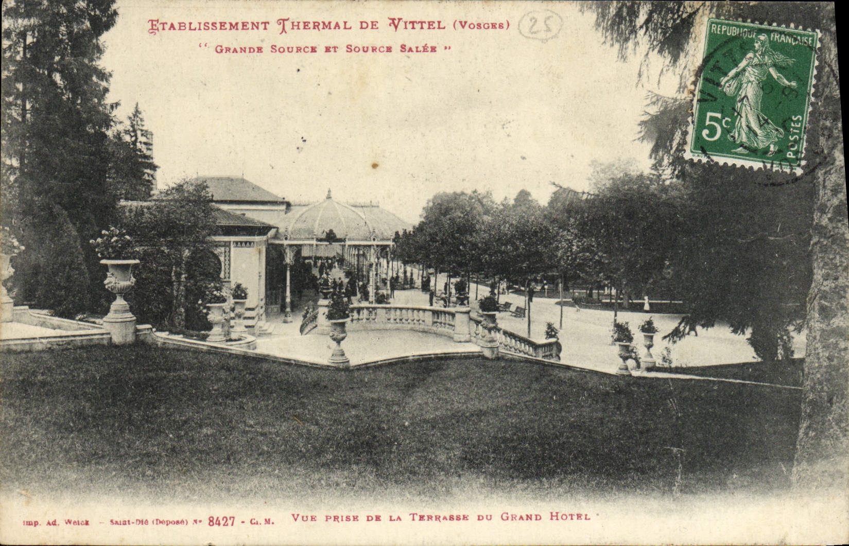 CPA Etablissement Thermal De Vittel Grande source et source salee