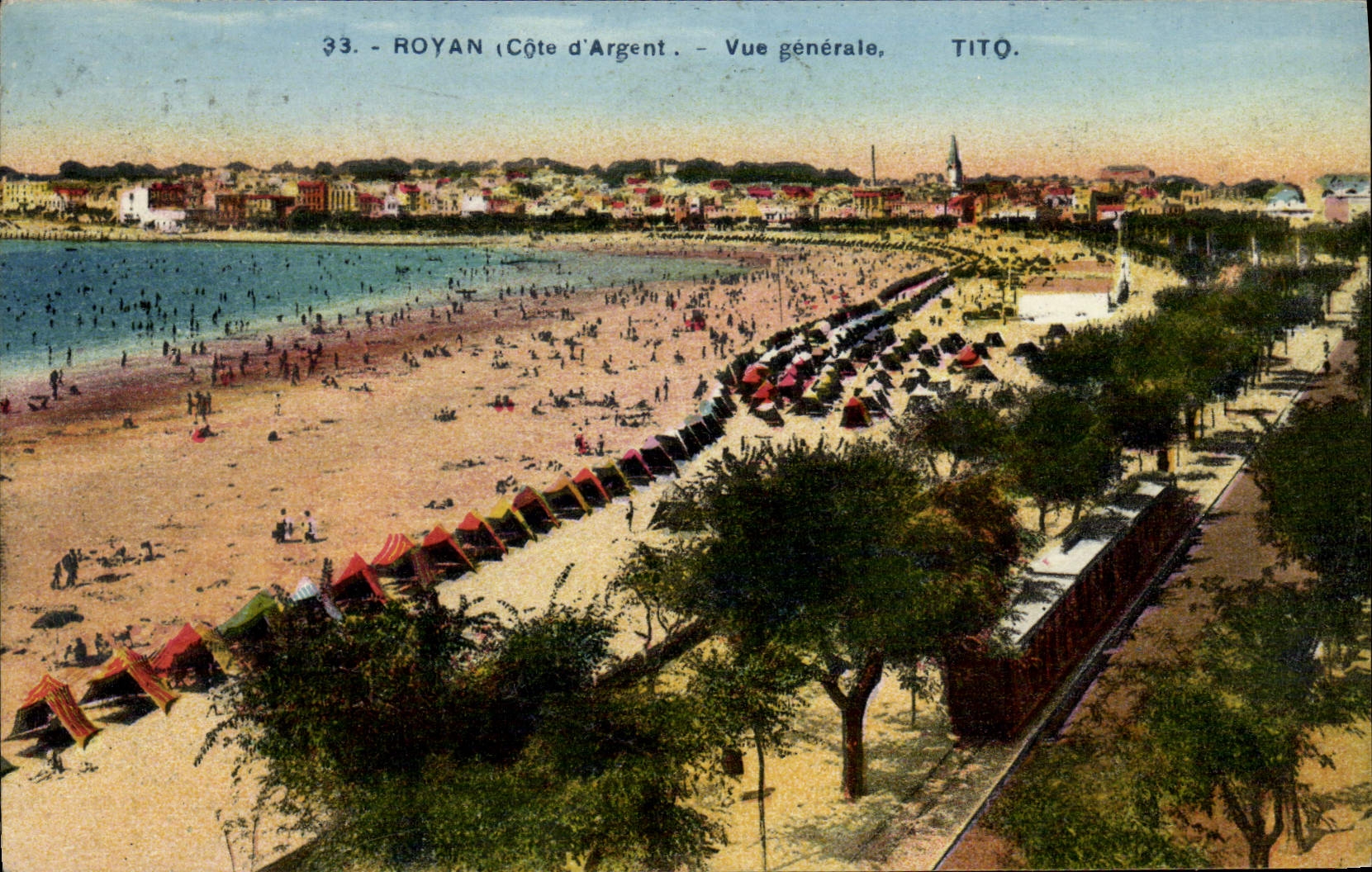 CPA Royan Vue Generale Train