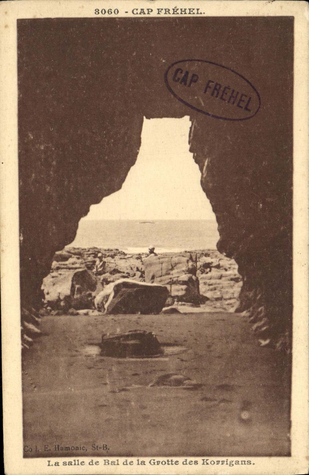 VINTAGE POSTCARD Cape Frehel the ballroom of the cave of the Goblins