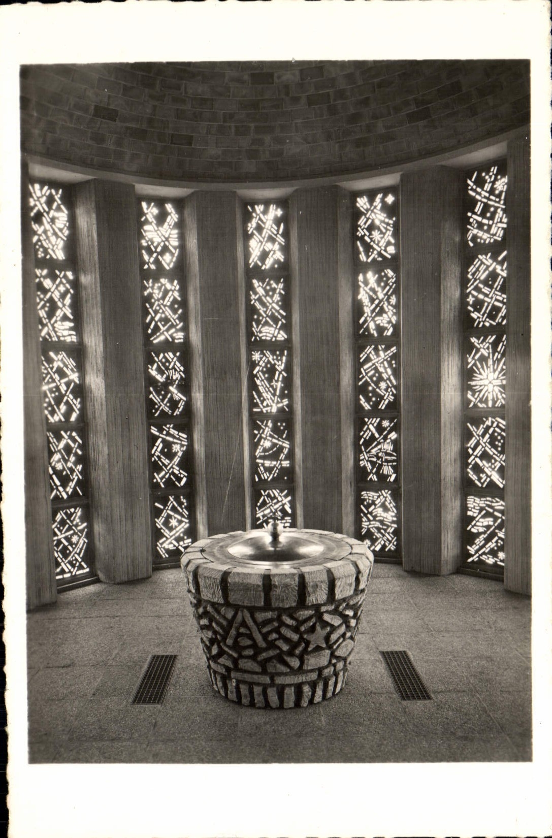 MODERN CARD Mediating Marie Parish Votive Church Of the Release Of Paris Serurier Boulevard the baptistry