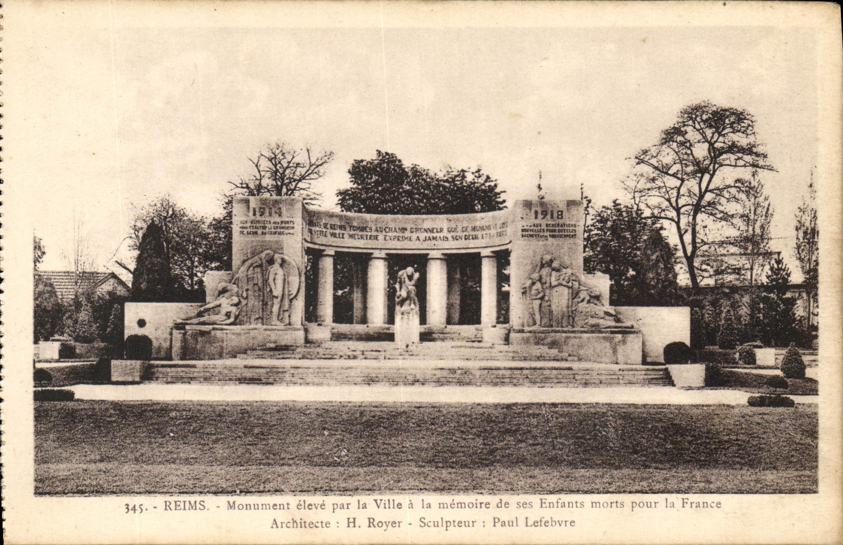 Monumento de Reims de la POSTAL de la VENDIMIA levantado por la ciudad con la memoria de su niños muertos para Militaria Francia