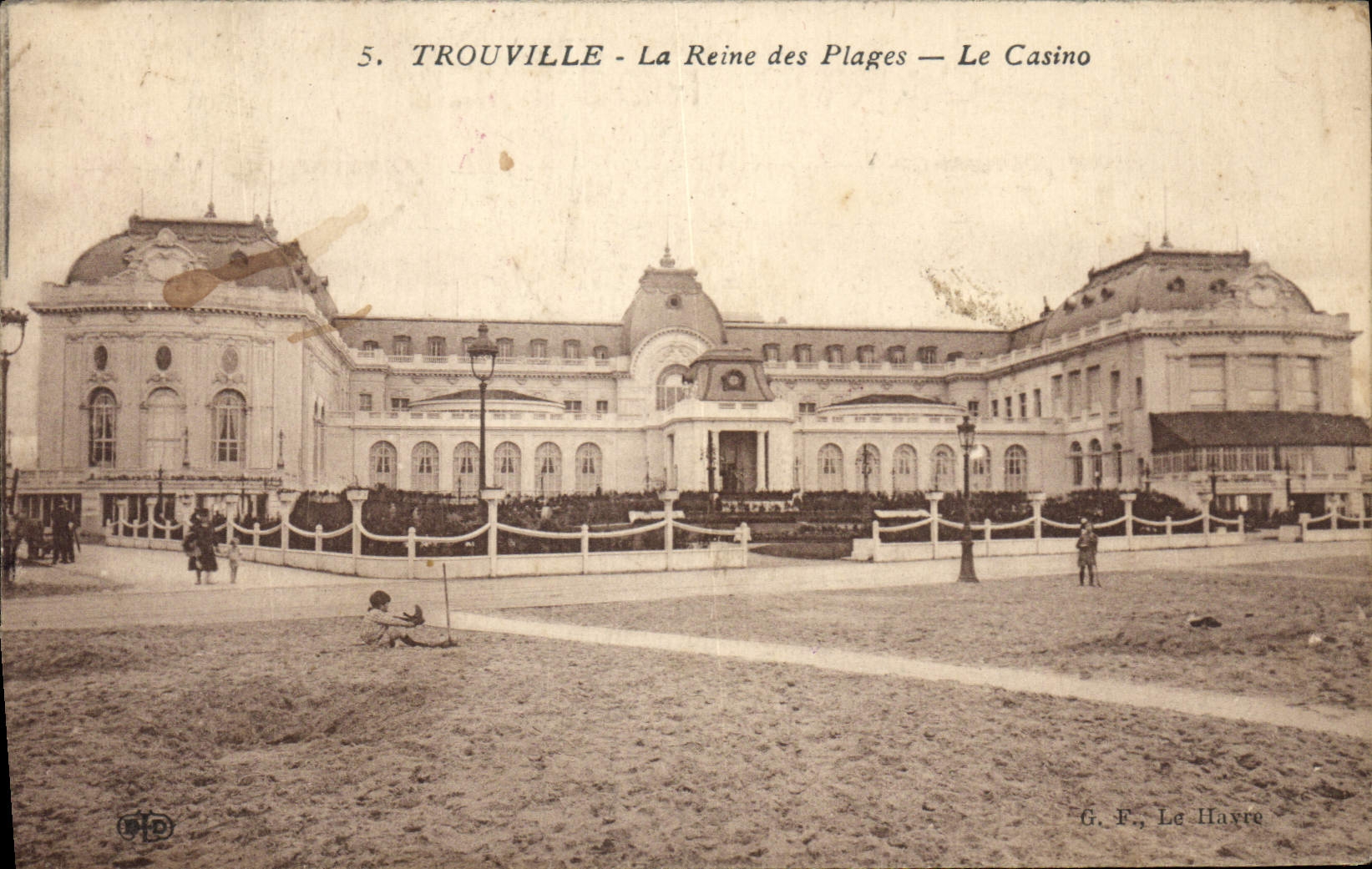 CPA Trouville La Reine Des Plages Le Casino