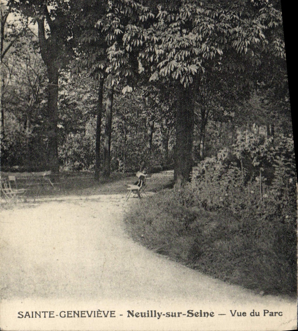 CPA Sainte Genevieve Neuilly Sur Seine Vue Du Parc