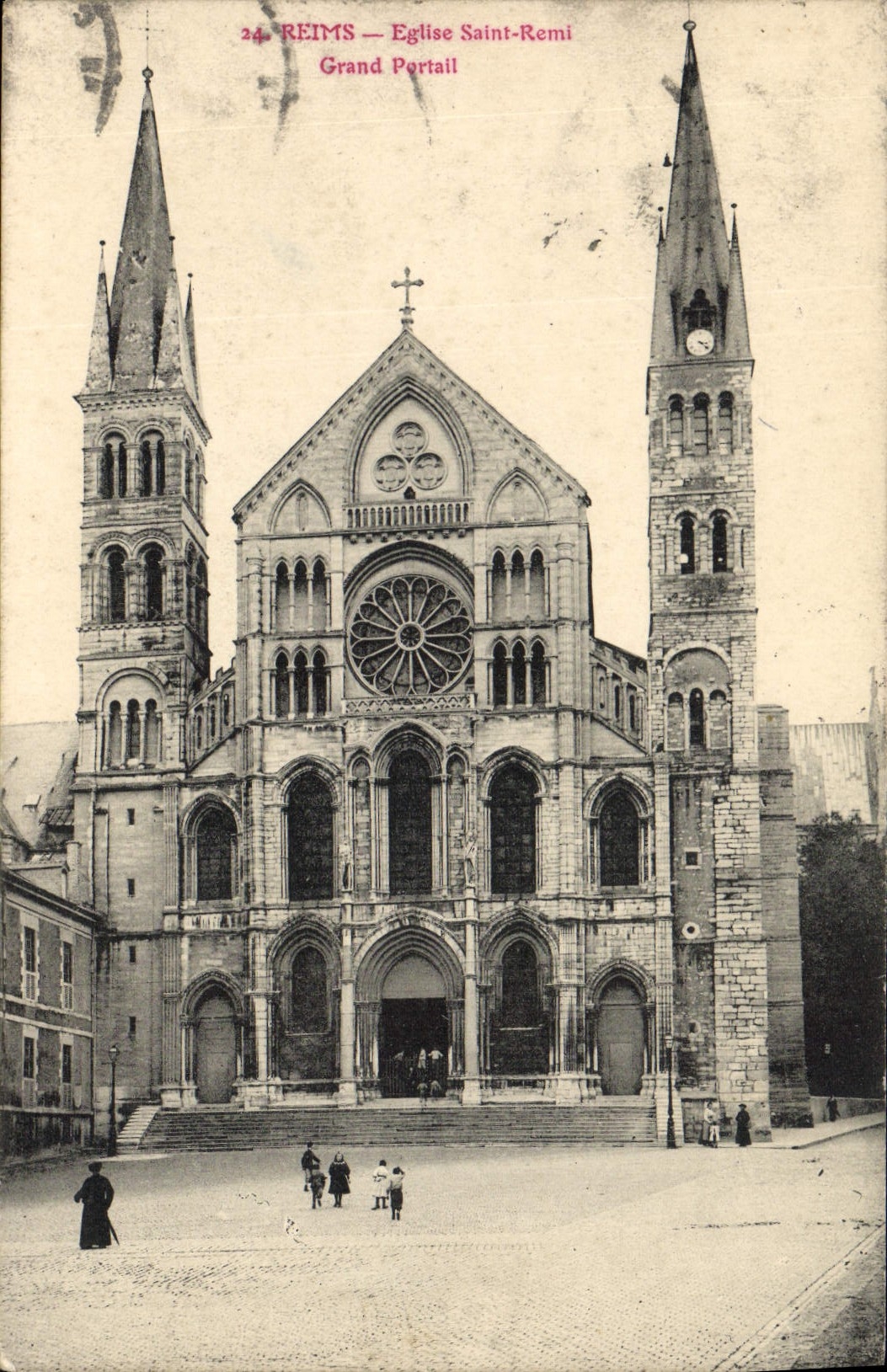 CPA Reims Eglise Saint Remi Grand Portail