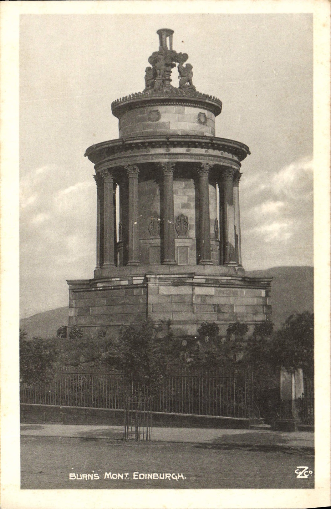 VINTAGE POSTCARD Burns Edinburgh Mount