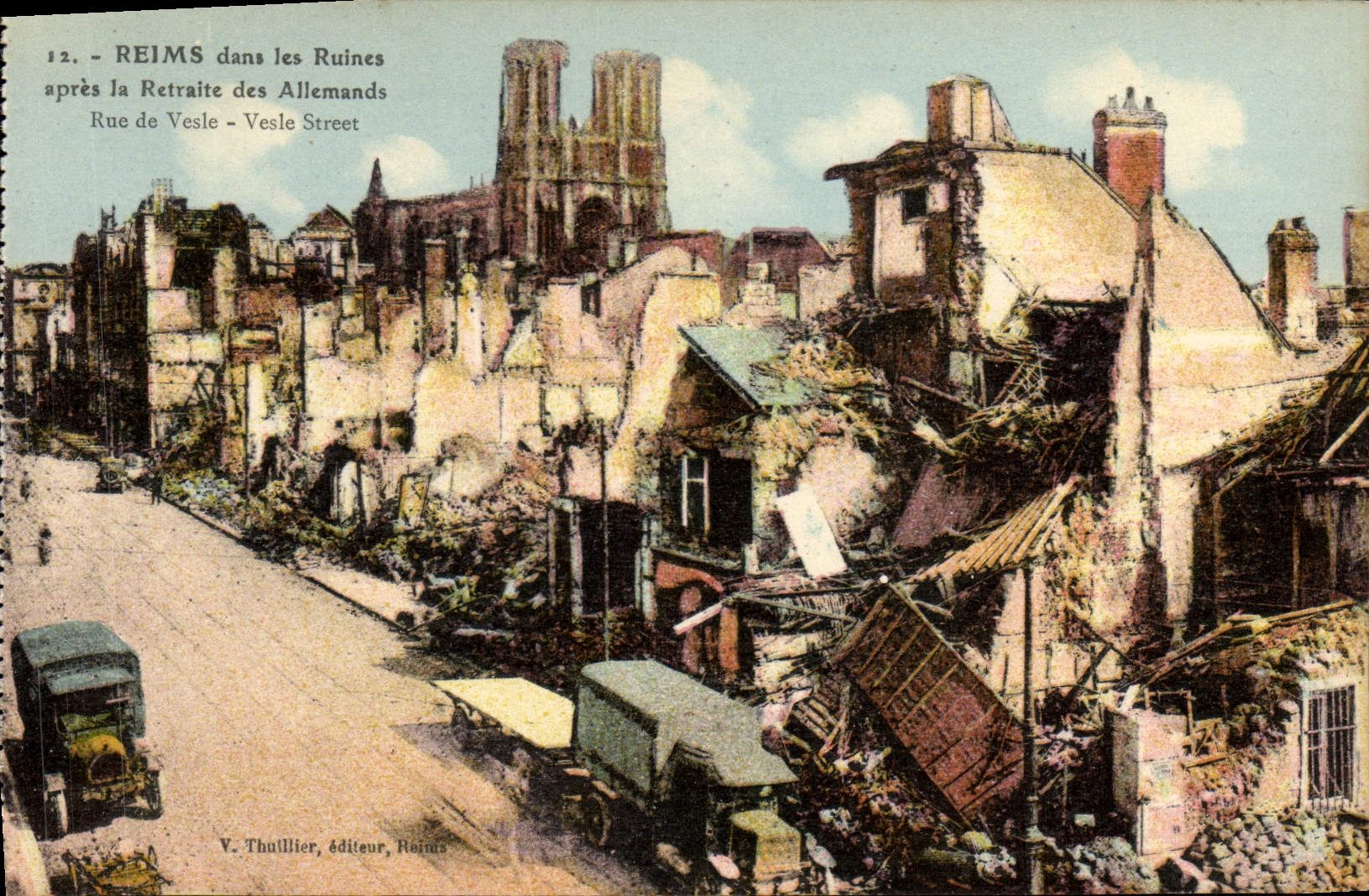 CPA Reims Dans Les Ruines Apres La Retraite Des Allemands Rue De Vesle Militaria