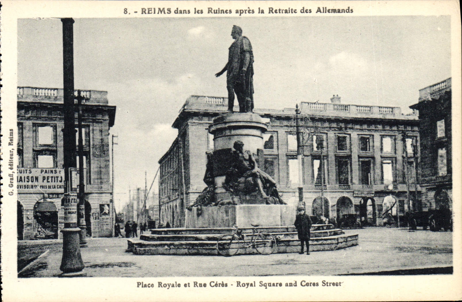 CPA Reims La Cathedrale dans les ruines Place Royale Et Rue Ceres Militaria