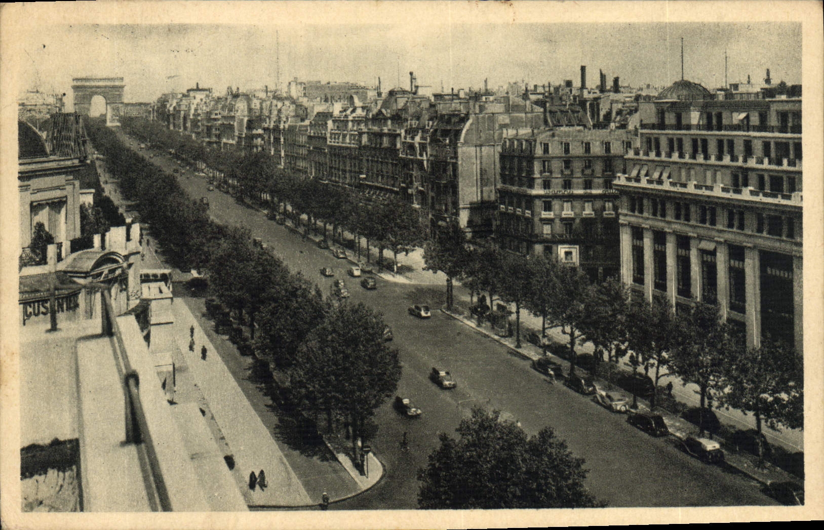 VINTAGE POSTCARD Paris the Avenue Of the Champs Elysées Arc de Triomphe