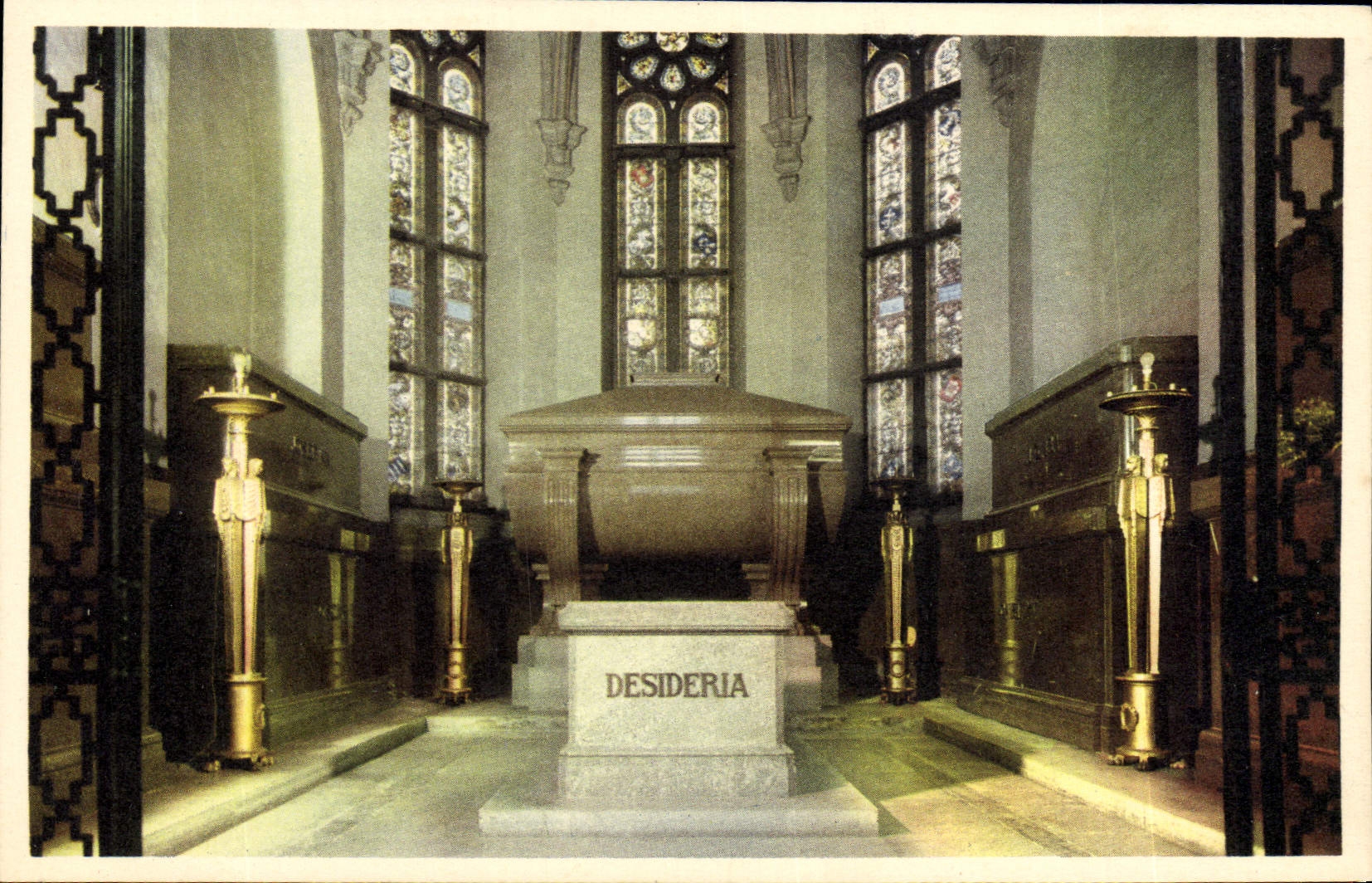 VINTAGE POSTCARD Desideria