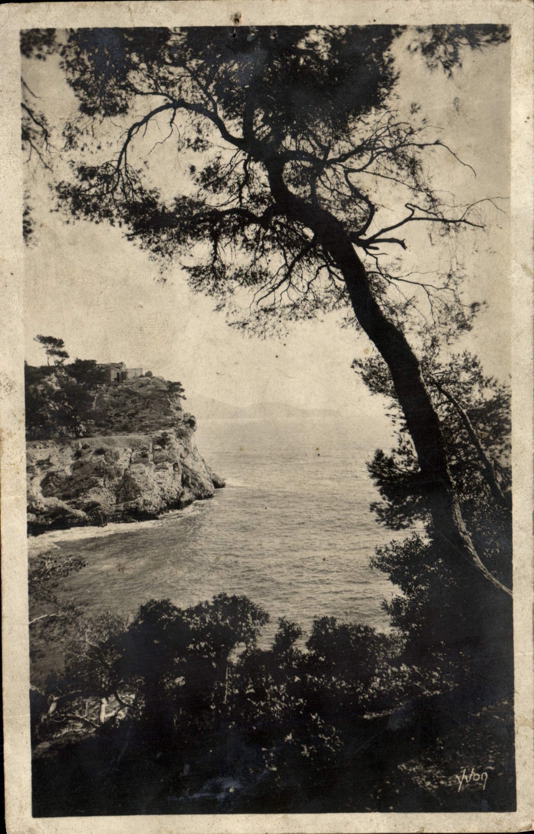 CPA Toulon Vue Sur Le Cap Brun