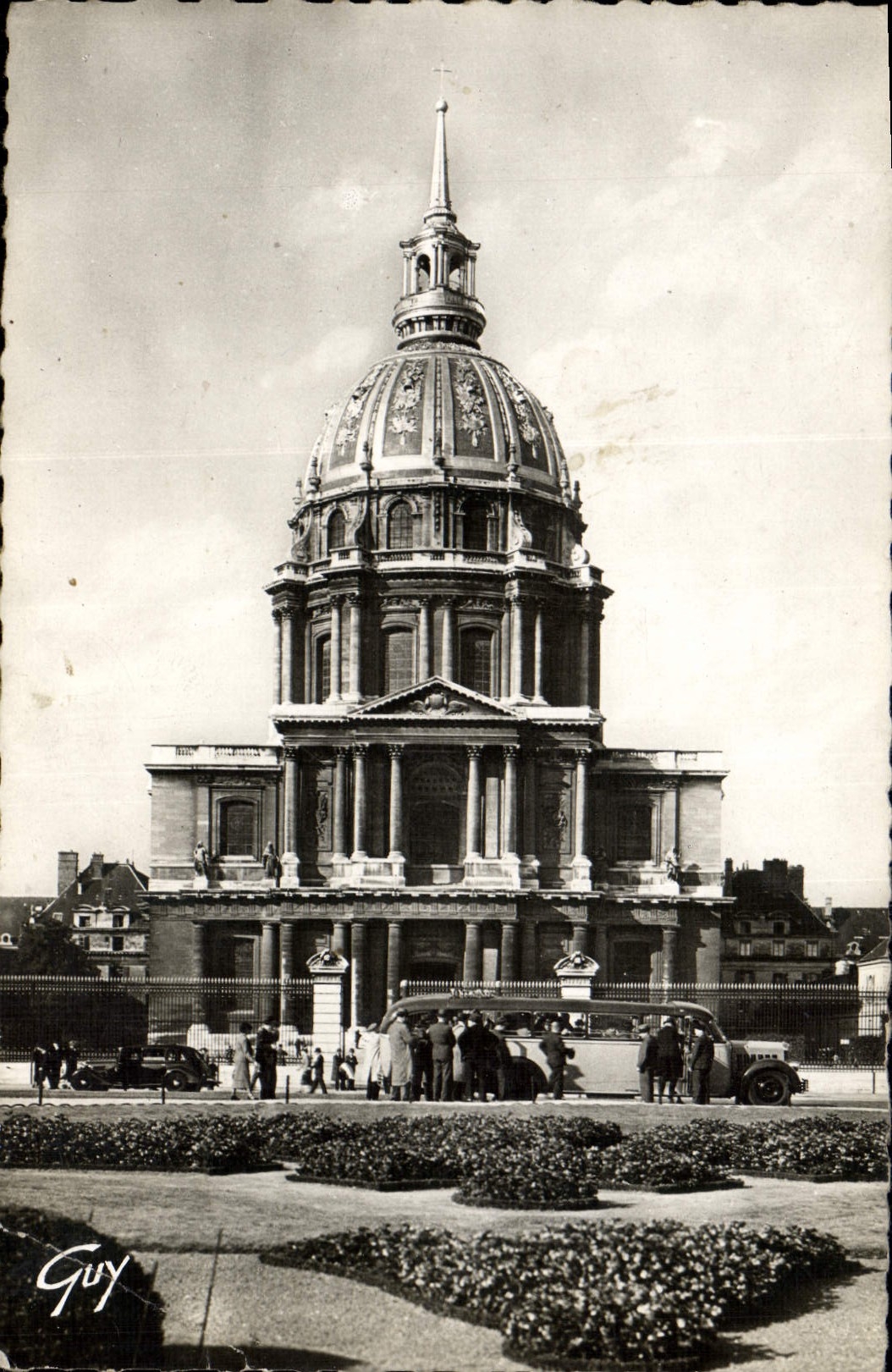 CPM Paris Les Invalides