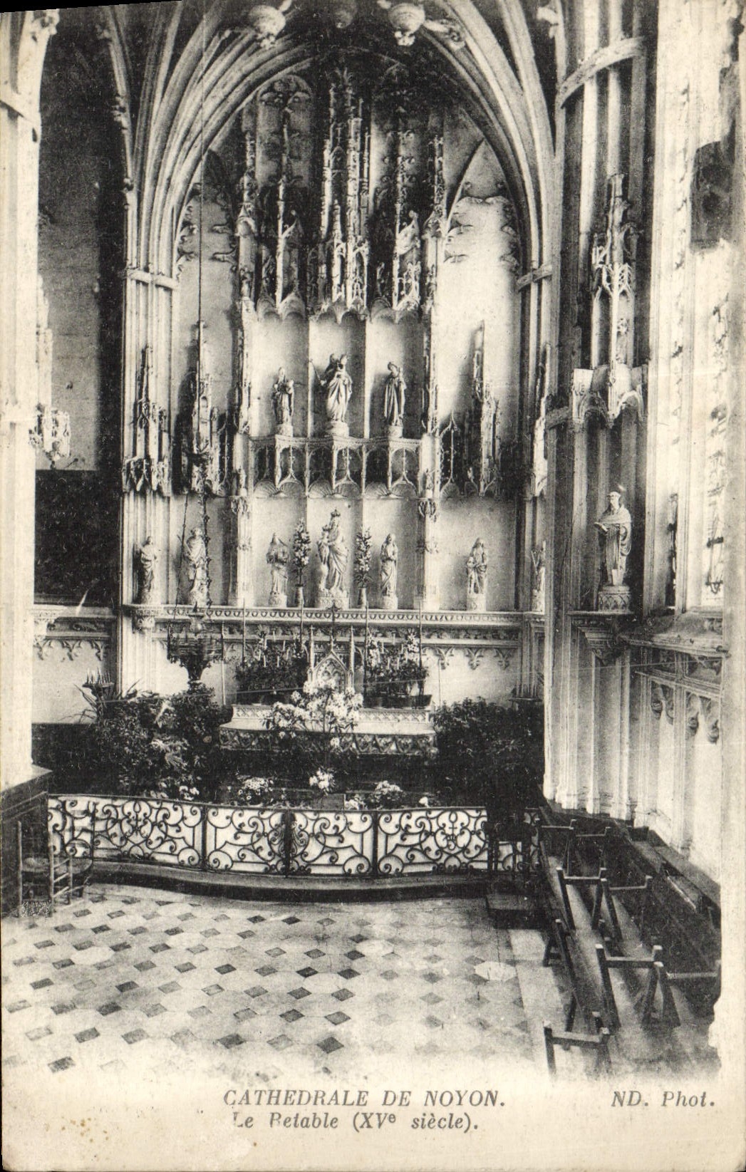 VINTAGE POSTCARD Cathedral Of Boundary-line the Retable