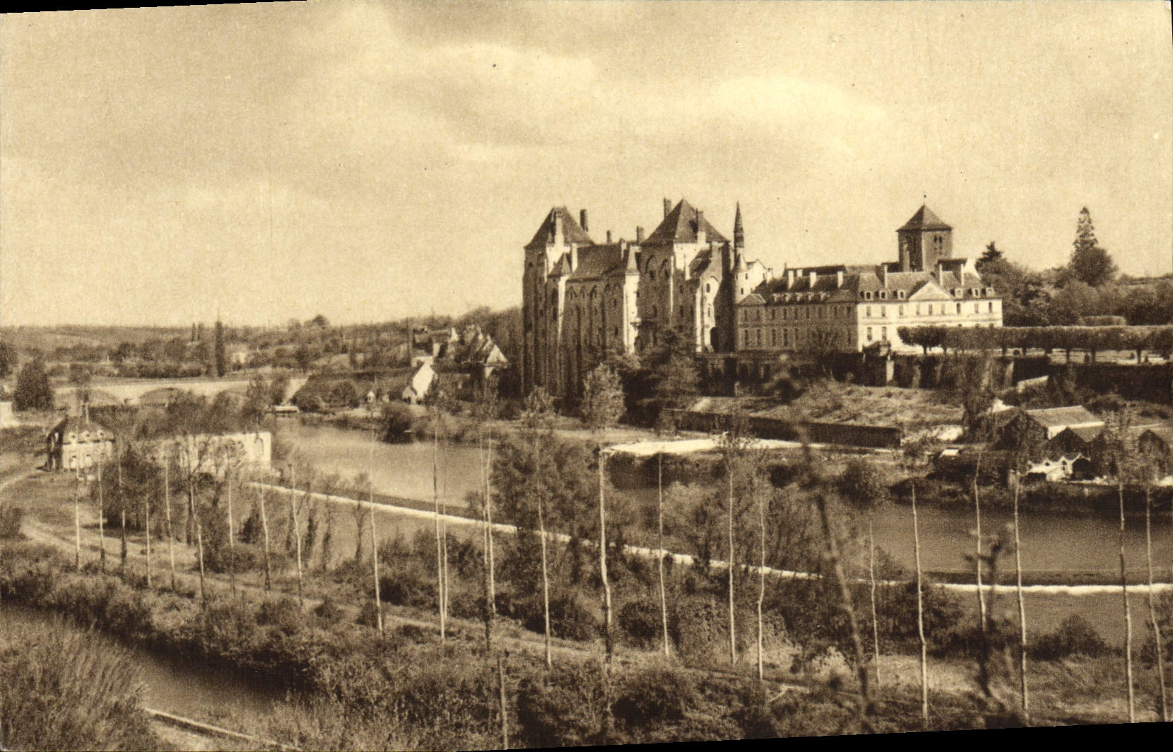 VINTAGE POSTCARD Abbey De Solesmes Saint Pierre and the Valley of the Sarthe