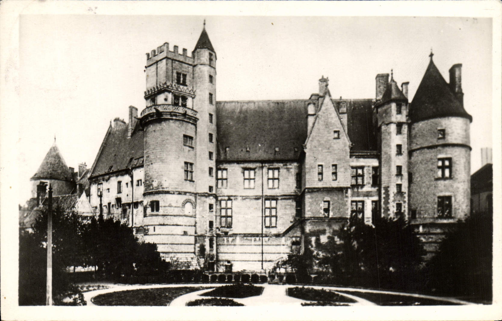 Paladar de Bourges Jacques de la POSTAL de la VENDIMIA vista del lugar de la baya