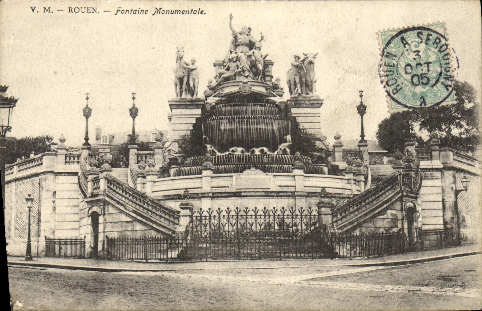 VINTAGE POSTCARD Rouen Monumental Fountain