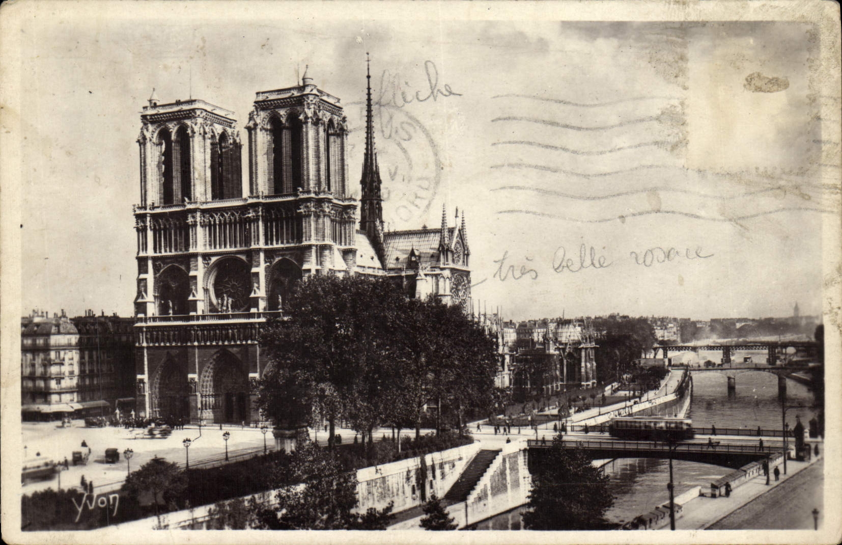 CPA Paris Notre Dame de Paris Vue Generale