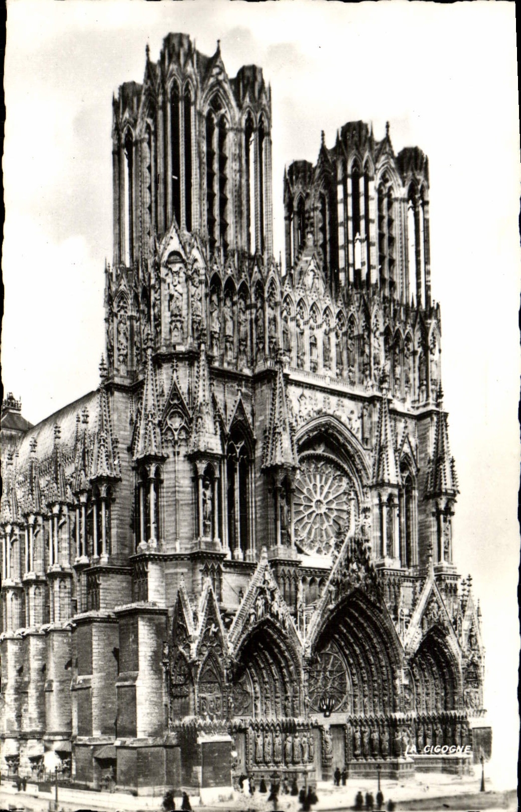 MODERN CARD Rheims the cathedral principal Frontage taken before 1914