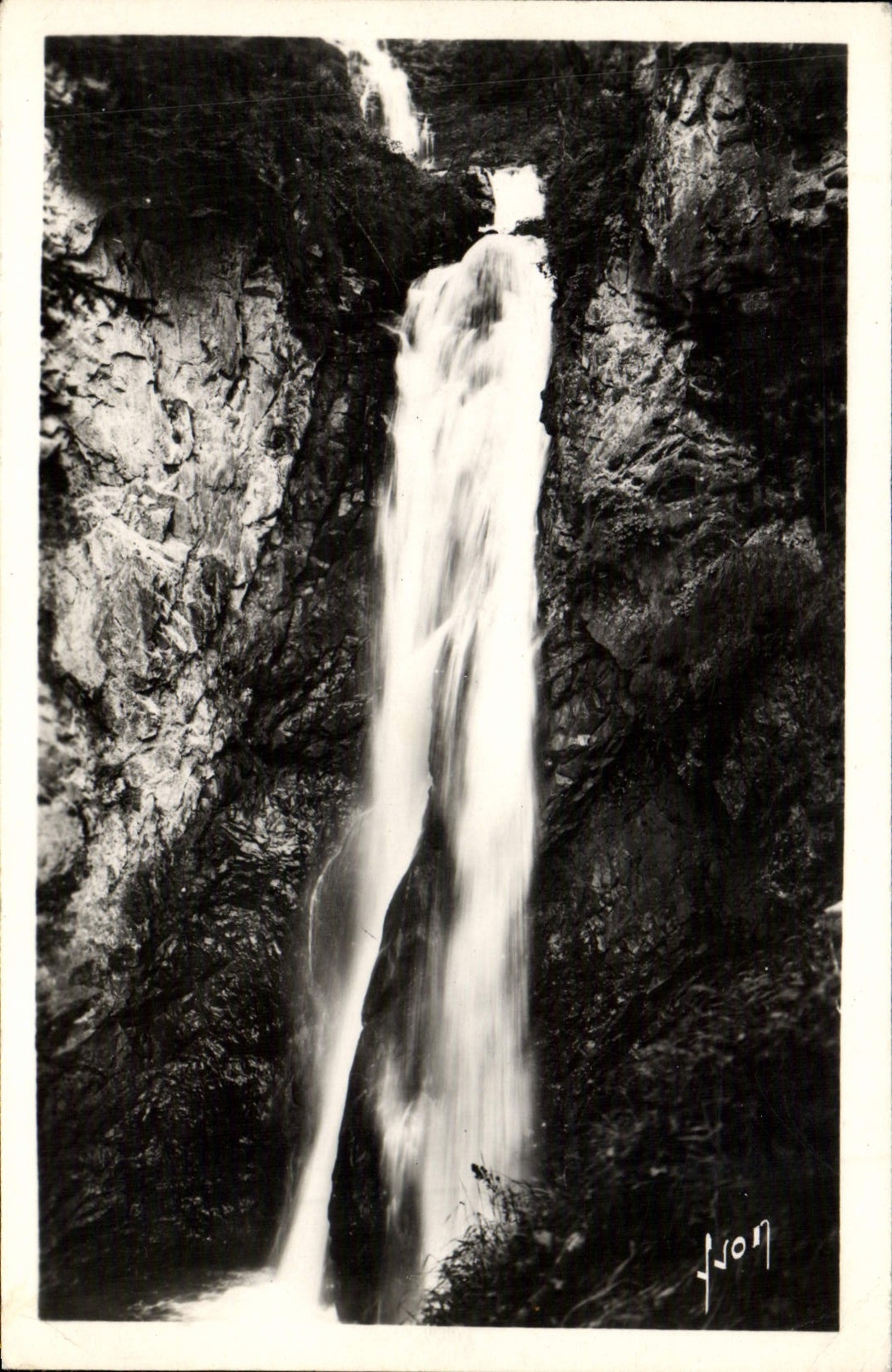 MODERN CARD Bagneres de Bigorre Vallee of Gripp Cascades of Gazet