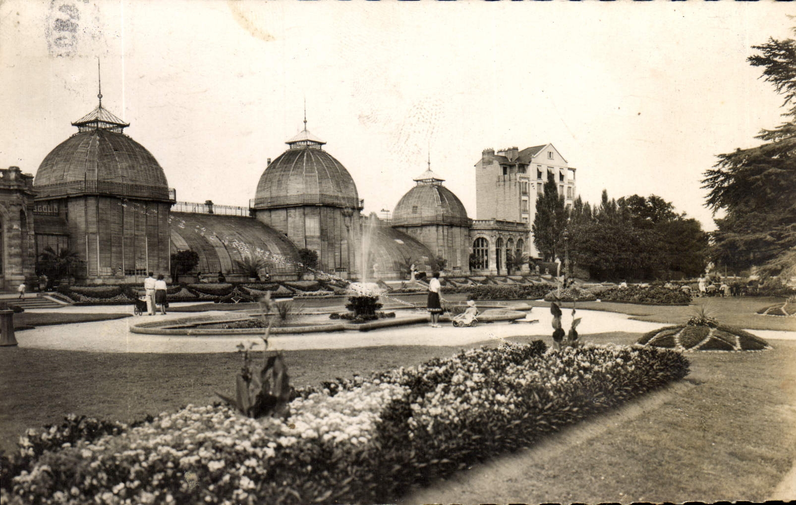 CPM Rennes Jardin Anglais du Thabor