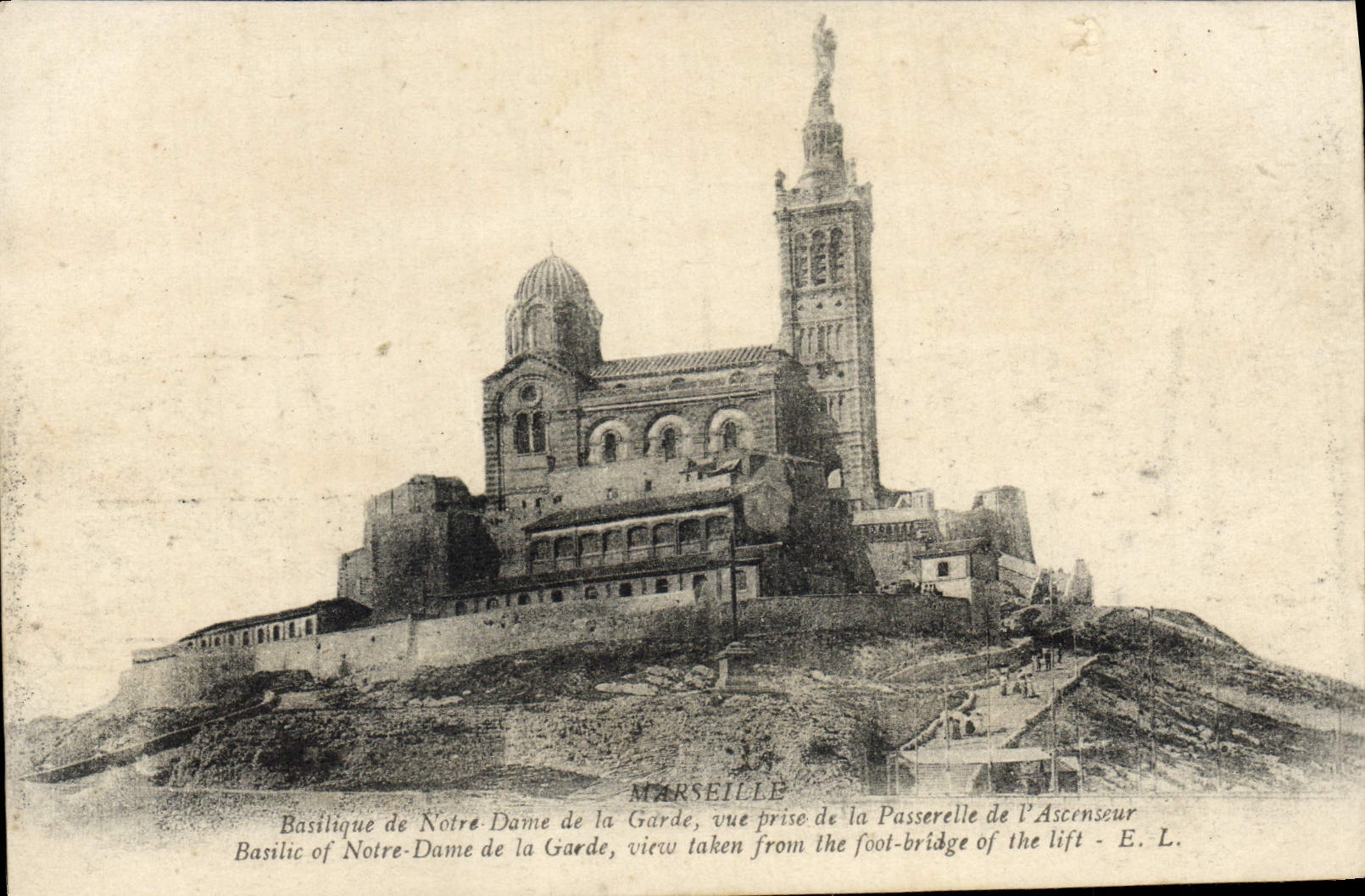 CPA Marseille Basilique de Notre Dame de la Garde vue prise de la apsserelle de l'ascenseur