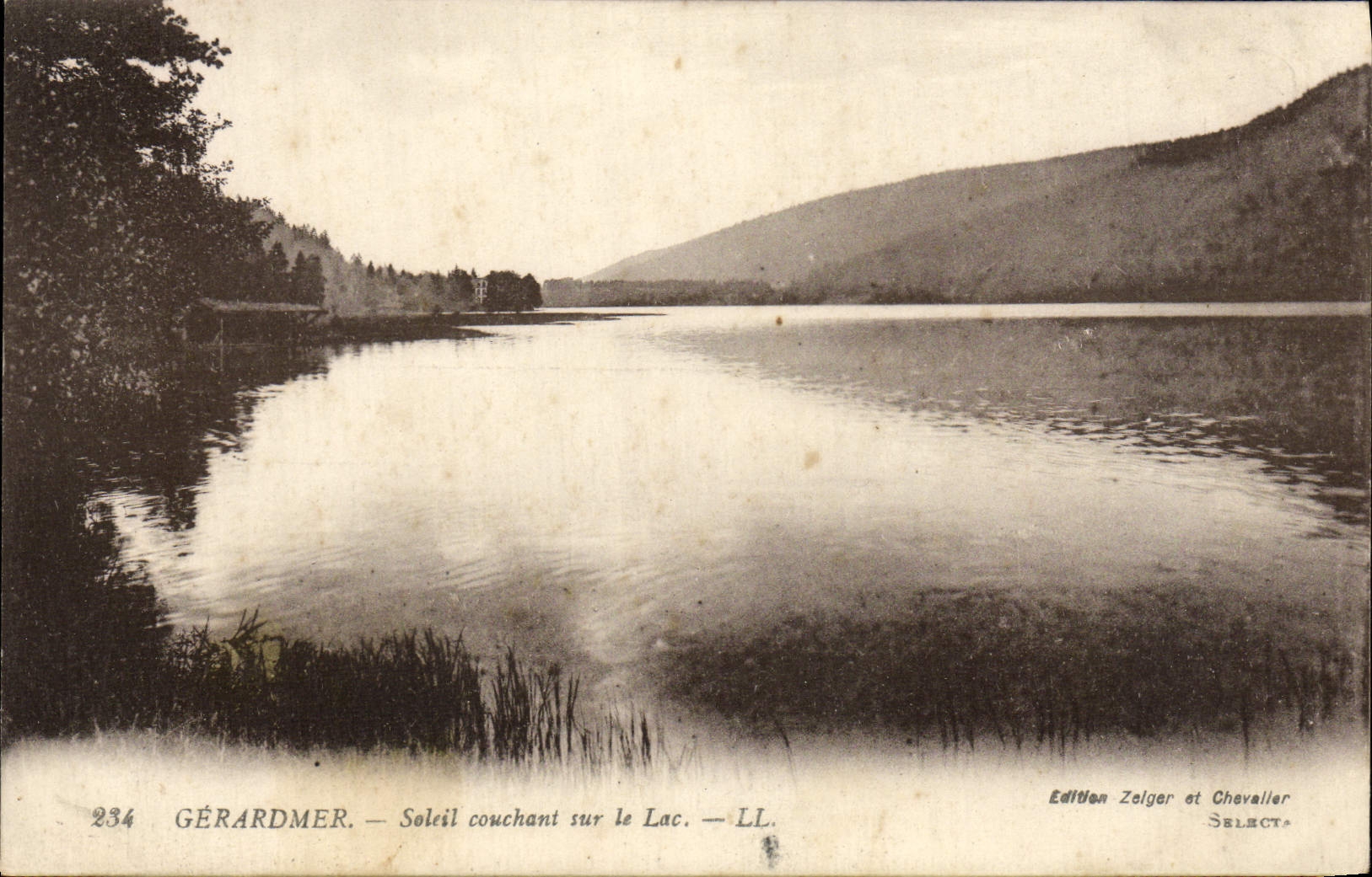 VINTAGE POSTCARD Gerardmer Setting sun on the Lake