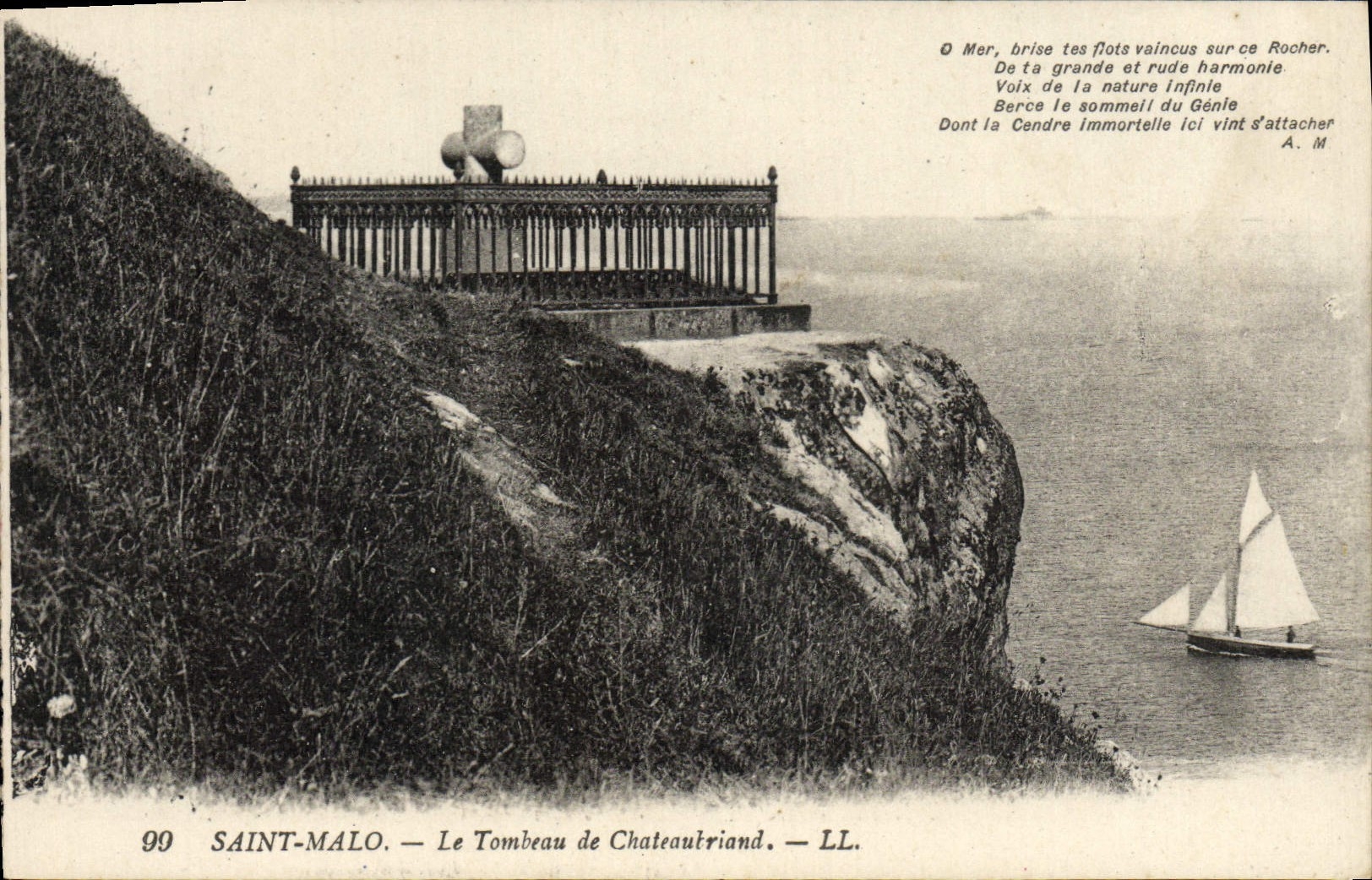 VINTAGE POSTCARD Holy Malo the Tomb De Chateautriand