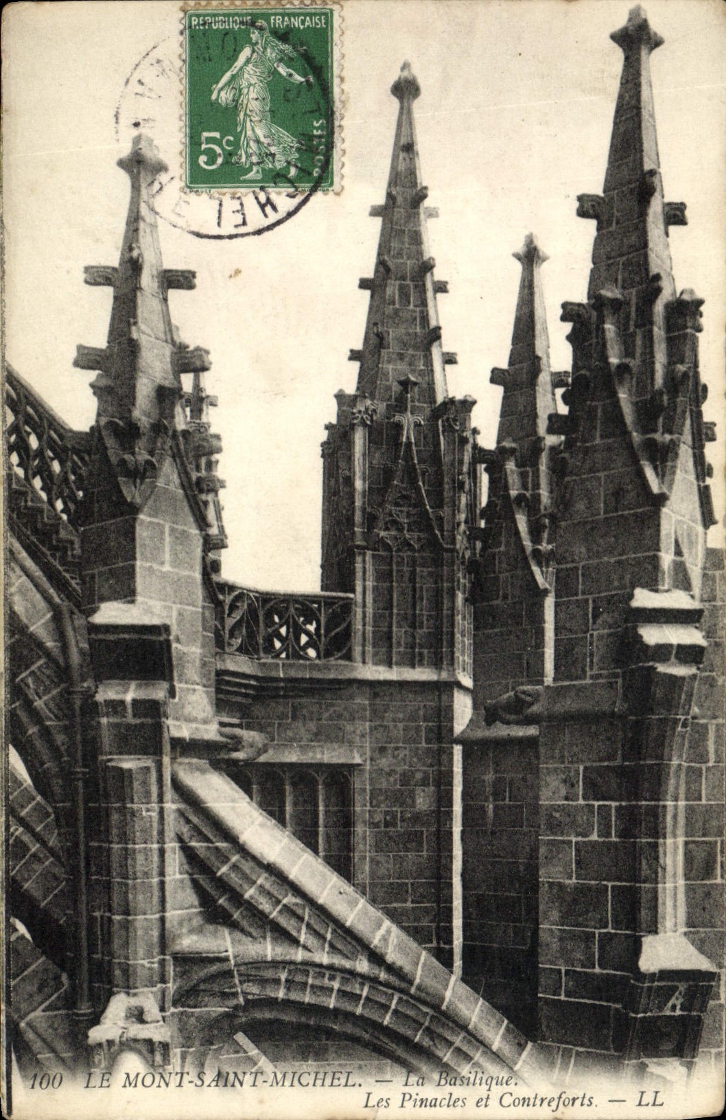 CPA Le Mont Saint Michel La Basilique Les Pinacles Et Contreforts