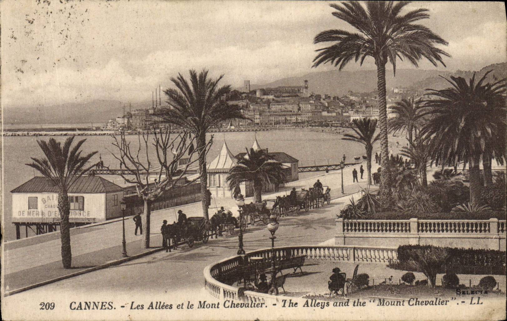 VINTAGE POSTCARD Cannes Alleys And the Mount Knight