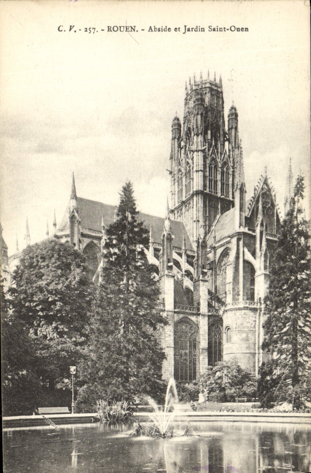 VINTAGE POSTCARD Rouen Apse And Holy Garden Ouen