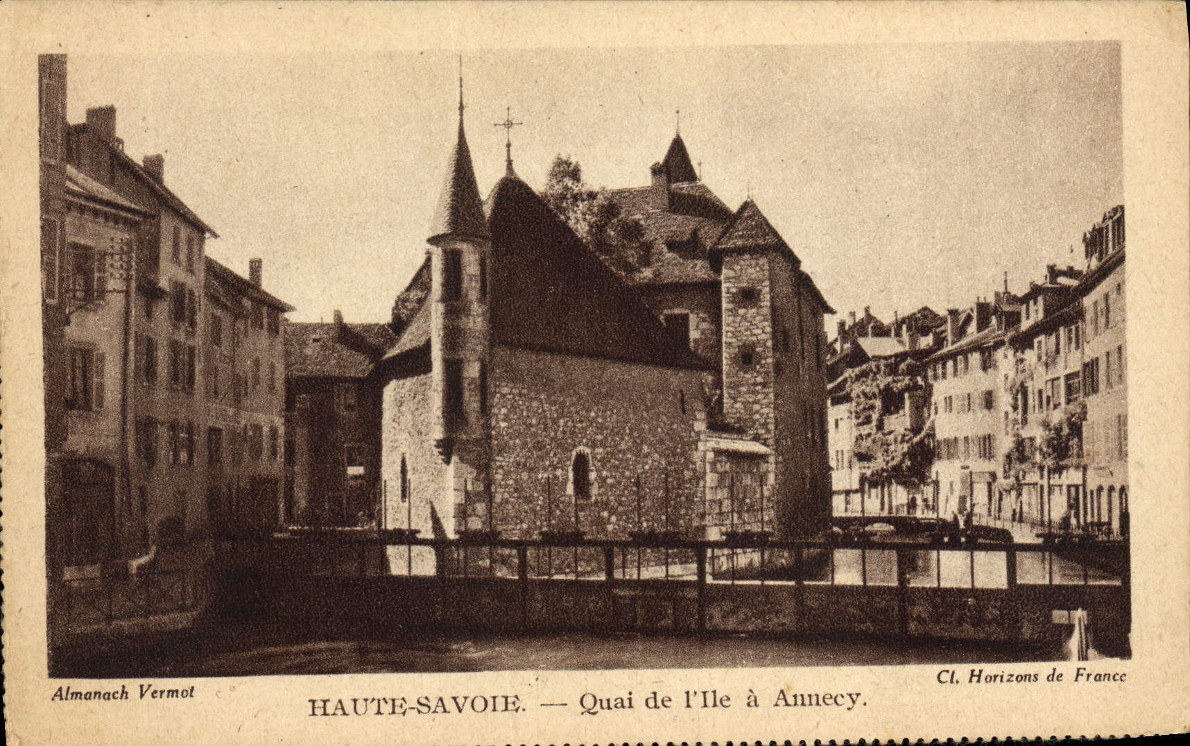 CPA Haute Savoie Quai De I'lle a Annecy