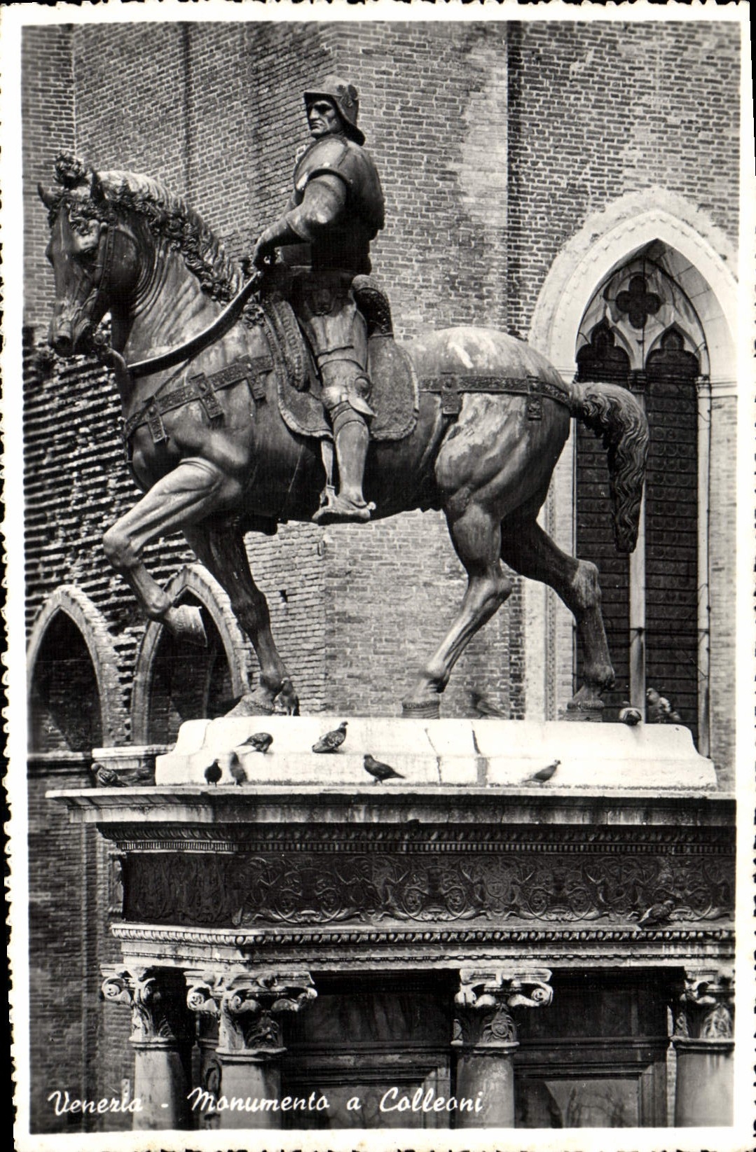 VINTAGE POSTCARD Venezia Monumenta has Colleoni