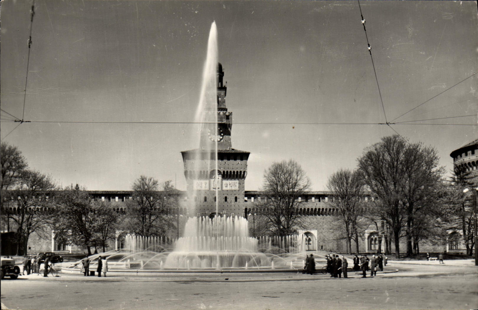 MODERN CARD Milano Castello Sforzesco E Fontana