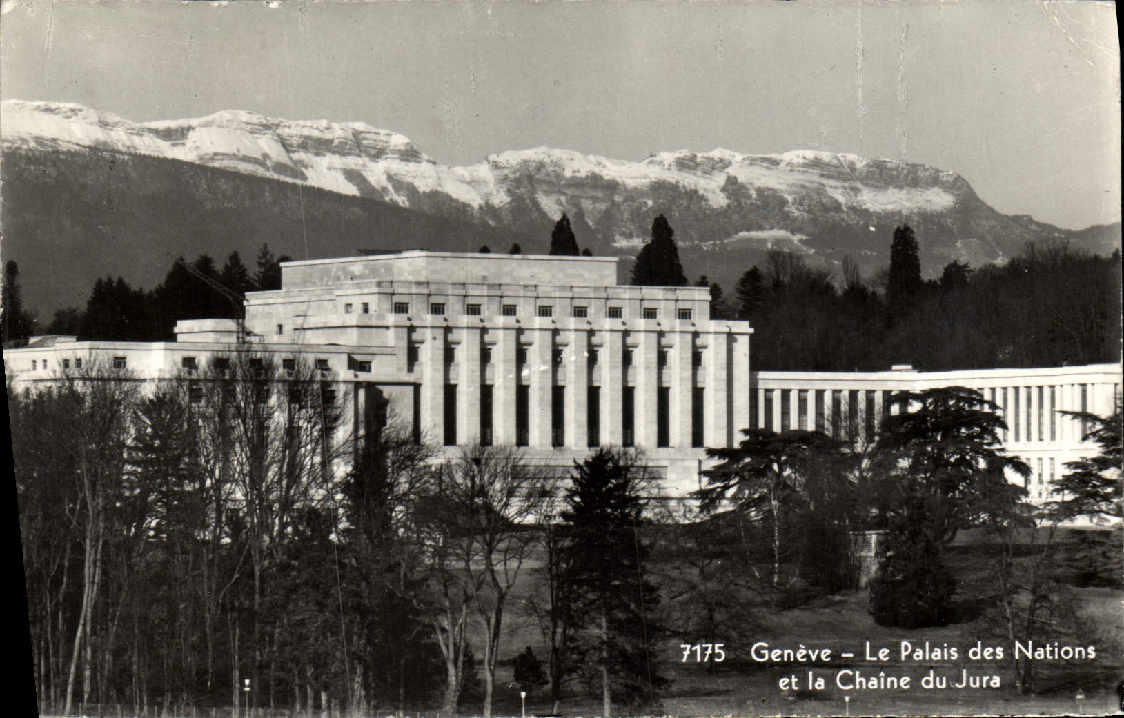 MODERN CARD Geneva the Palate Of the Nations And the Chain Of the Jura