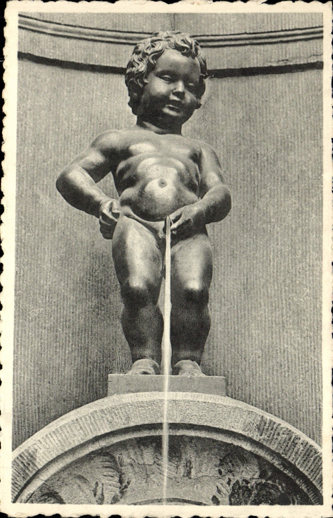 CPA Bruxelles Manneken Pis