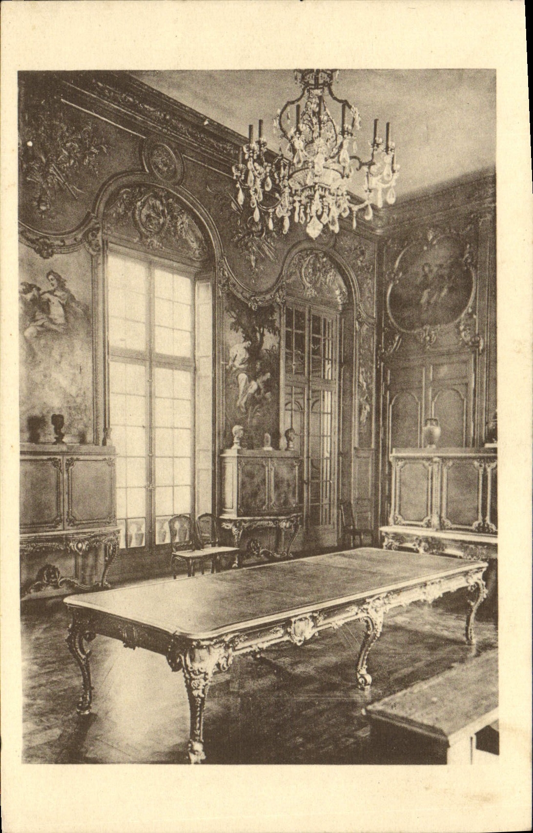 VINTAGE POSTCARD National library Cabinet Of King Paris