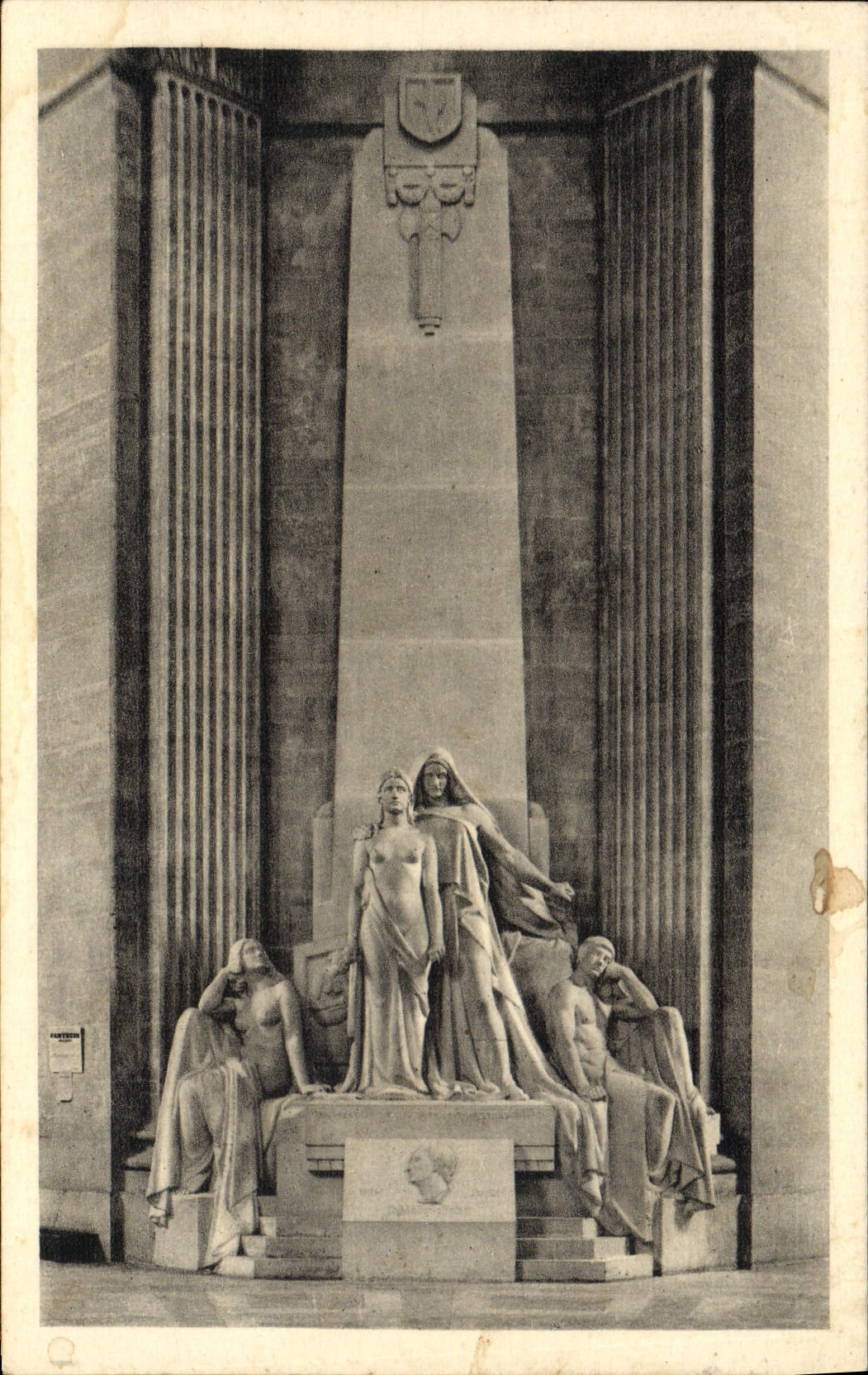 VINTAGE POSTCARD Paris the Pantheon Monument has Diderot