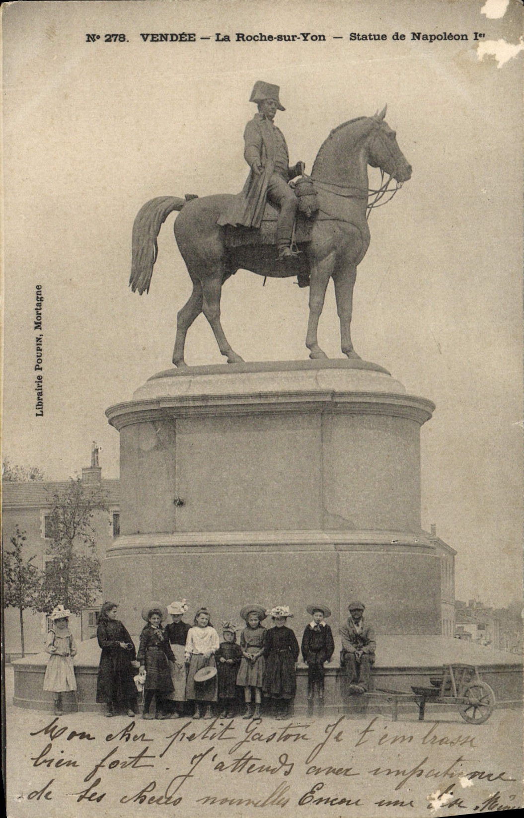 VINTAGE POSTCARD the Vendée the Rock On Yon Rules Of Napoleon 1st
