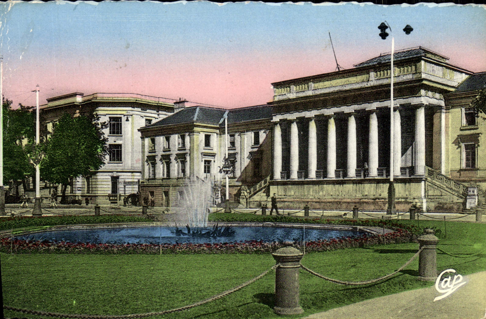 CPA Tours Le Palais De Justioce