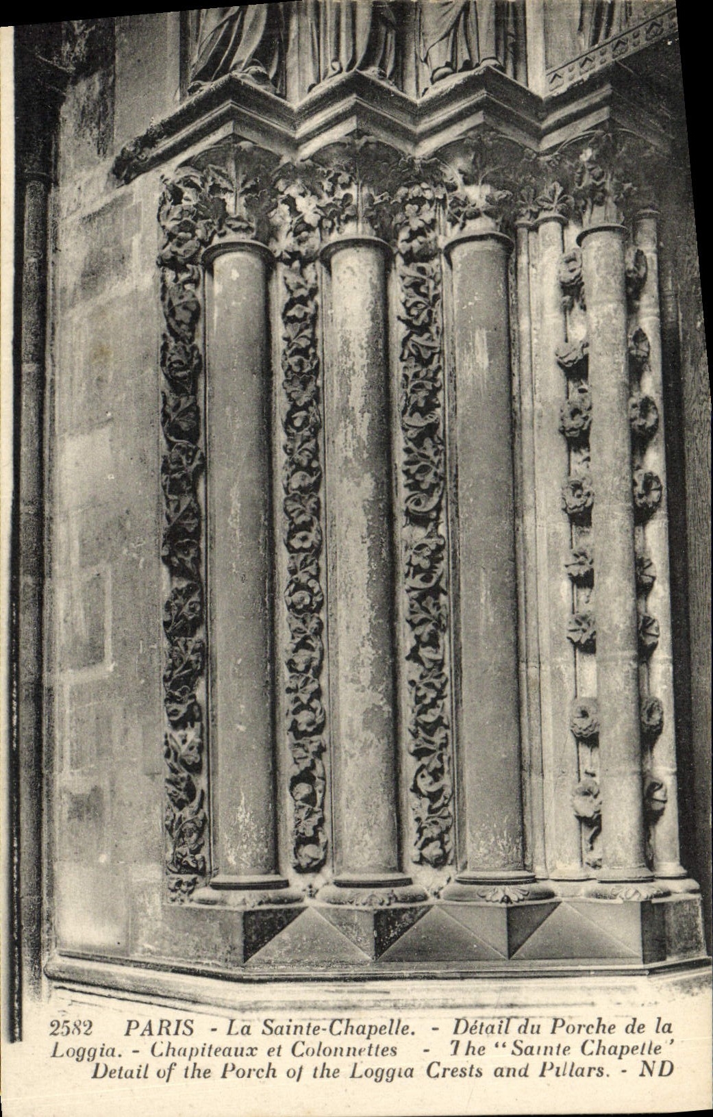 CPA Paris La Sainte Chapelle Detail Du Porche De La Loggia Chapiteaux et colonettes