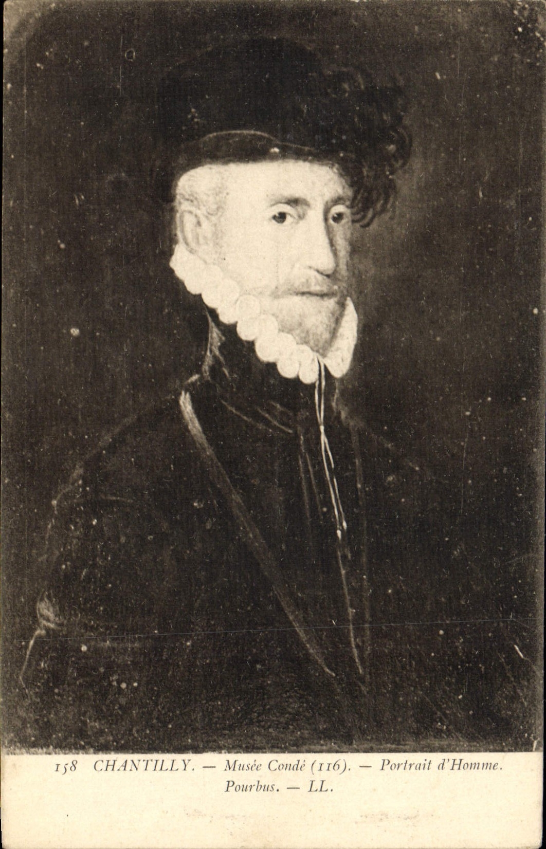 VINTAGE POSTCARD Chantilly Museum Cop Portrait of Pourbus man