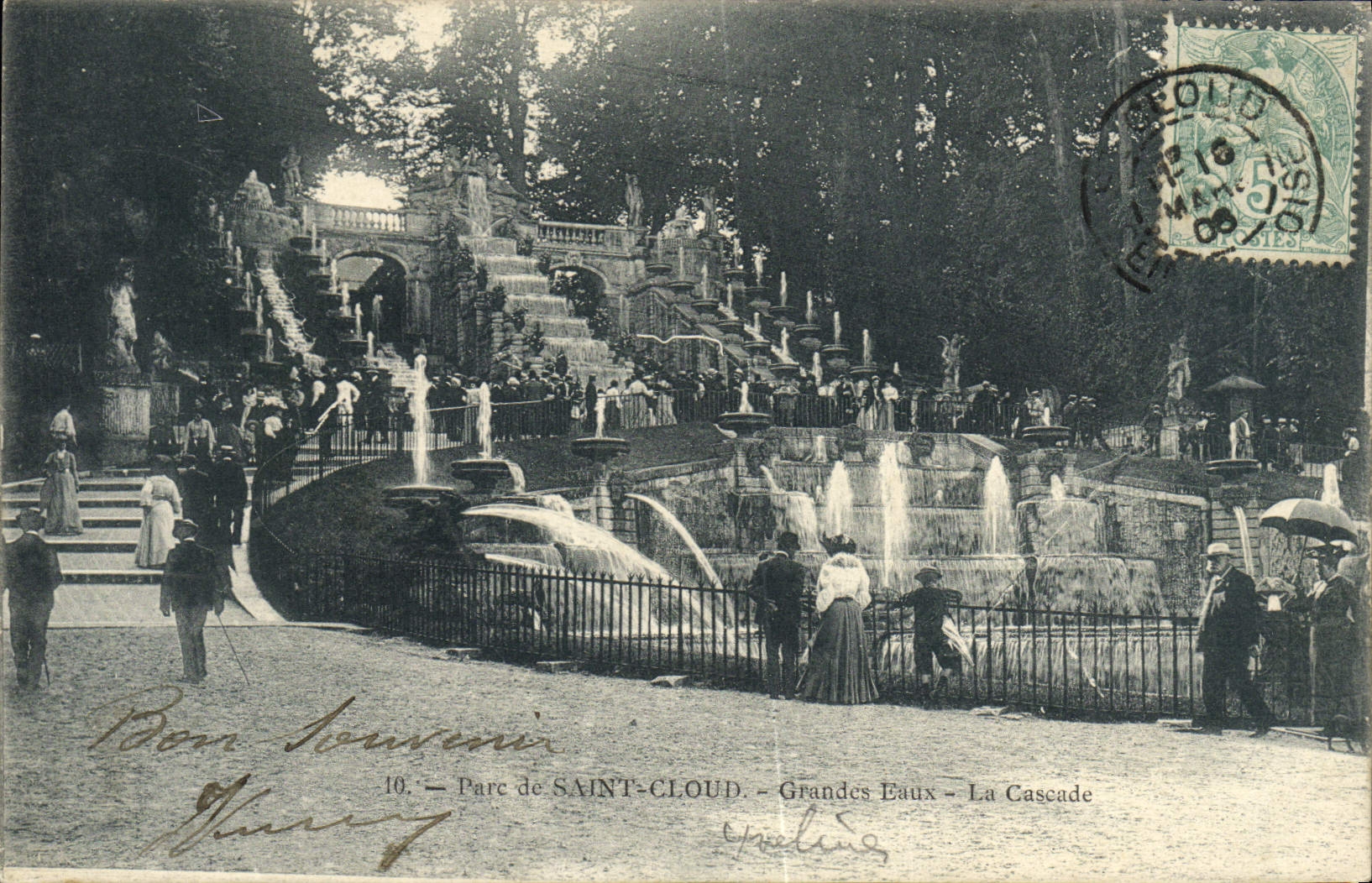 CPA Parc de Saint Cloud Grandes eaux la cascade