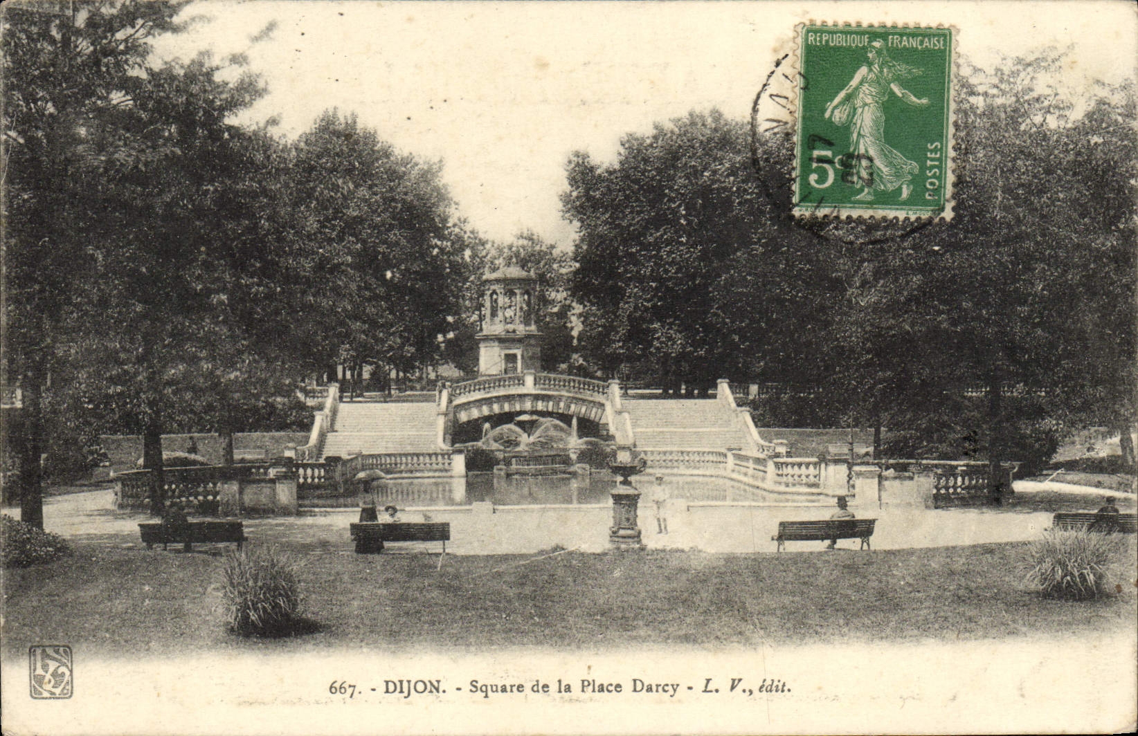 CPA Dijon Square de la Place Darcy