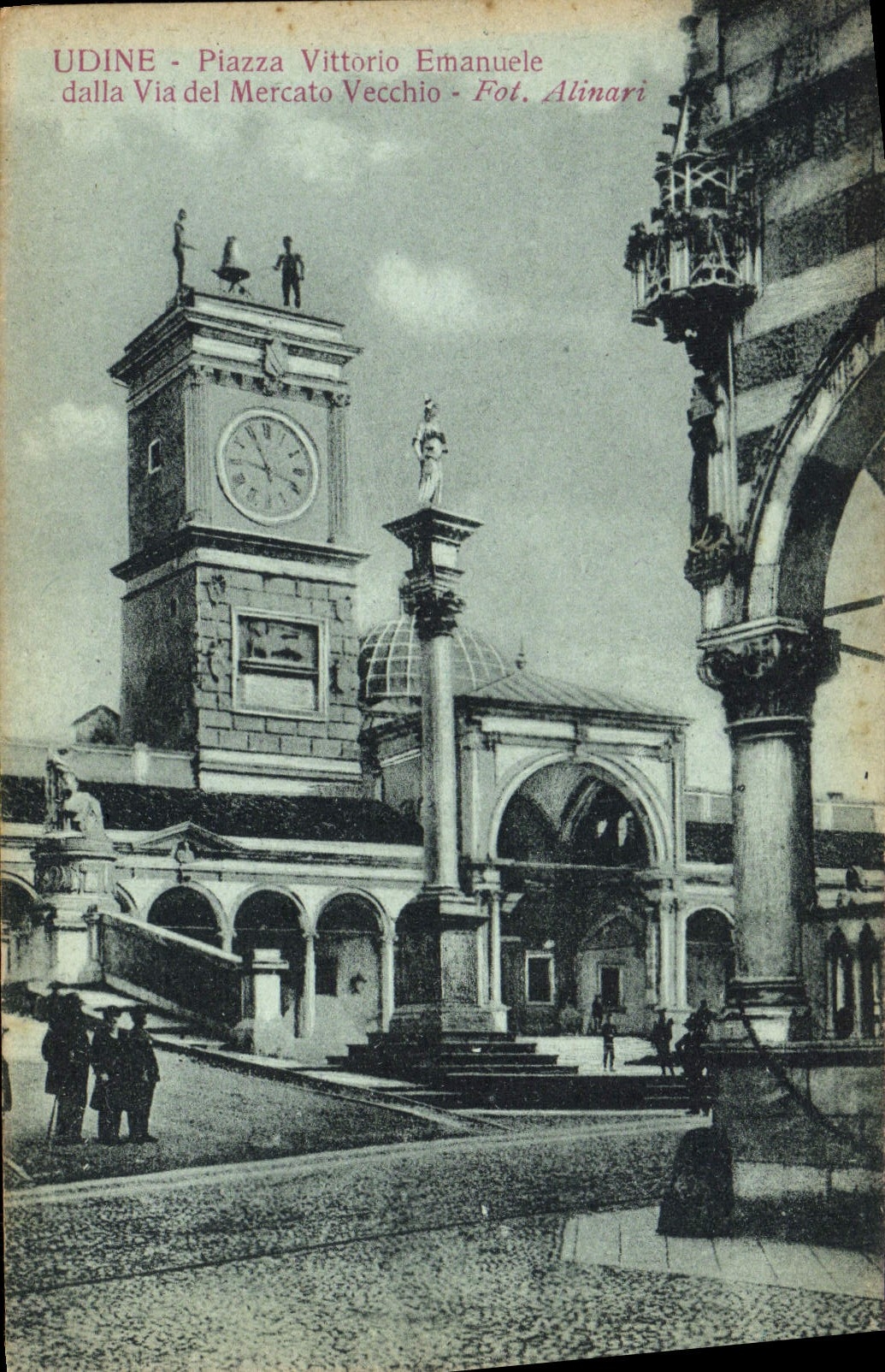 VINTAGE POSTCARD Udine Piazza Vittorio Emanuele paved Viadel Mercato Vecchio