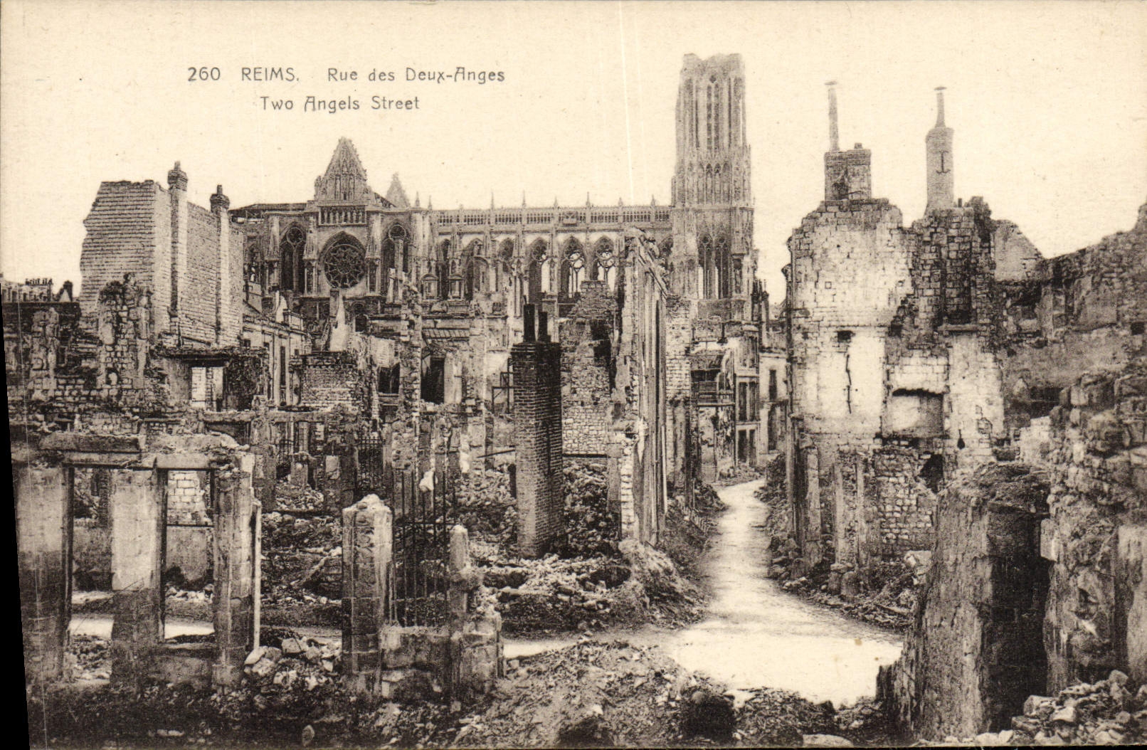 VINTAGE POSTCARD Rheims Street Of the Two Militaria Angels