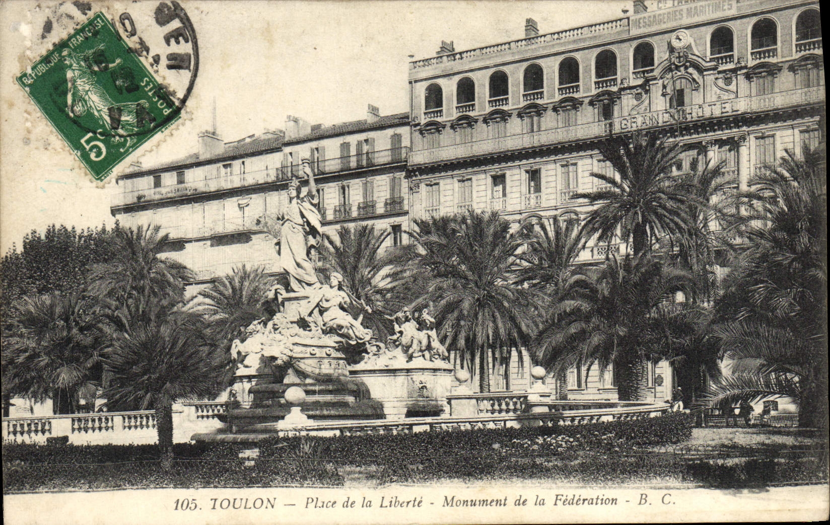 CPA Toulon Place de la Liberte Monument de la Federation