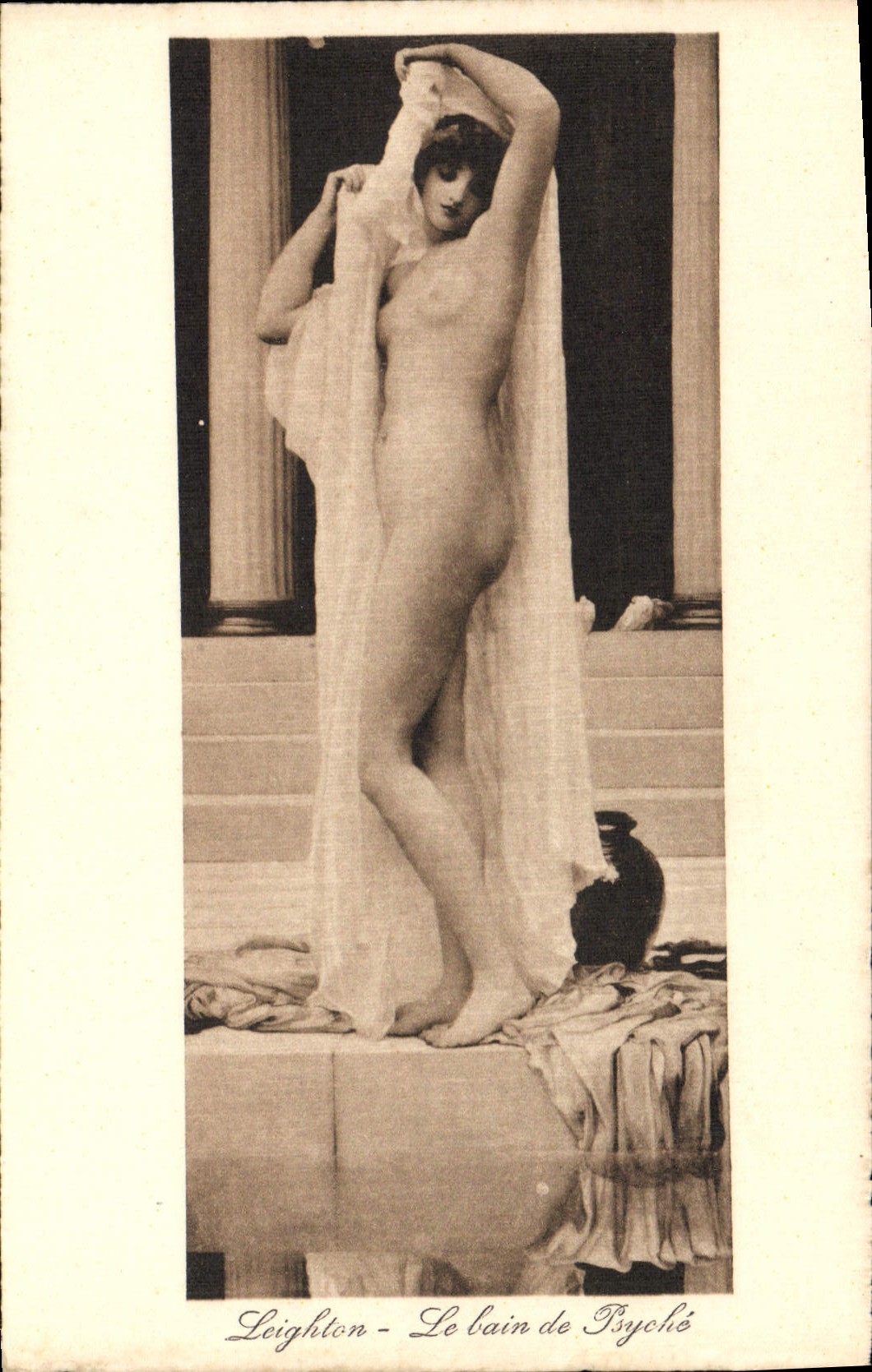 VINTAGE POSTCARD Leighten the Erotic bath De Pscehe
